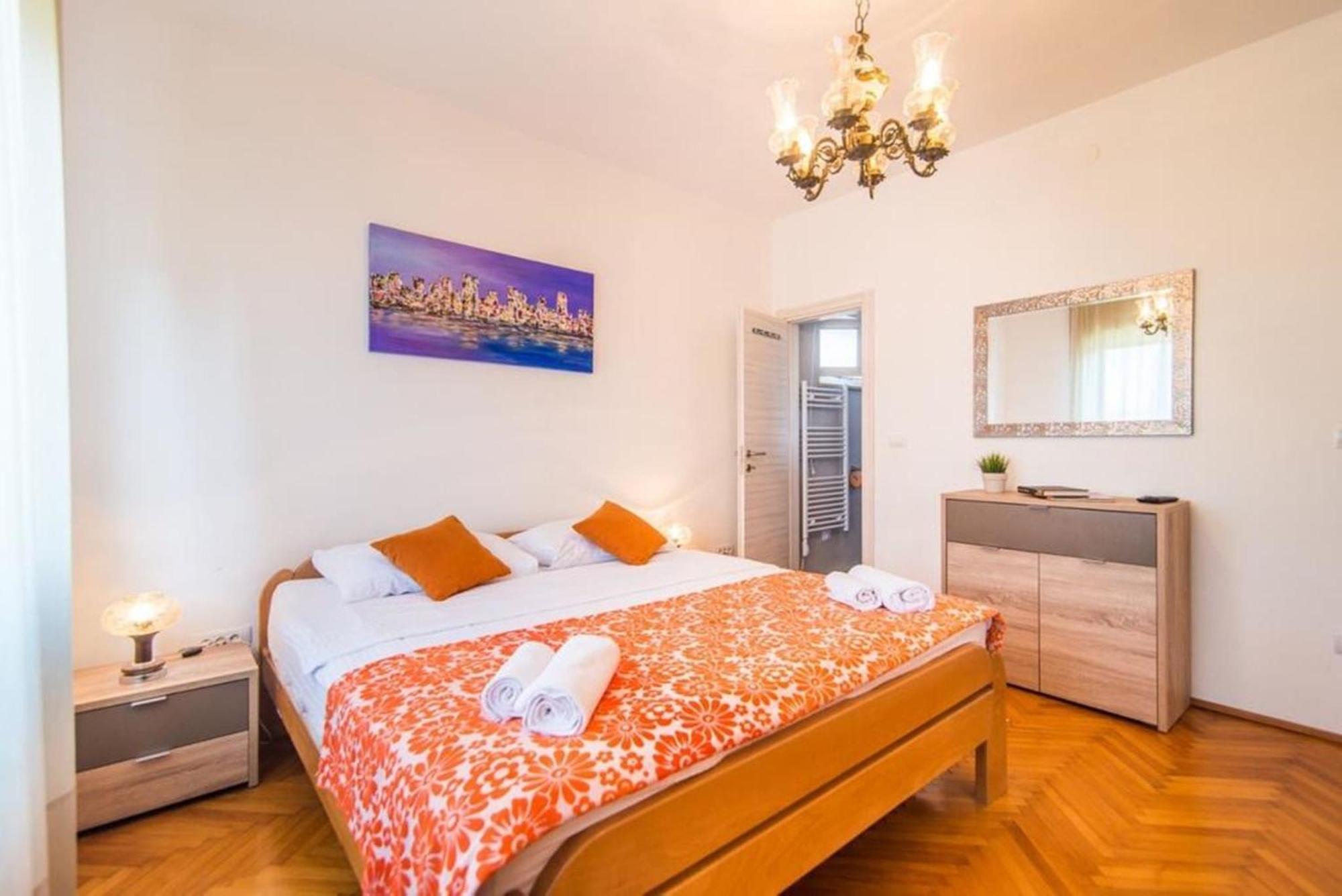 Villa Amalija - Apartment Amy เมดูลิน ภายนอก รูปภาพ