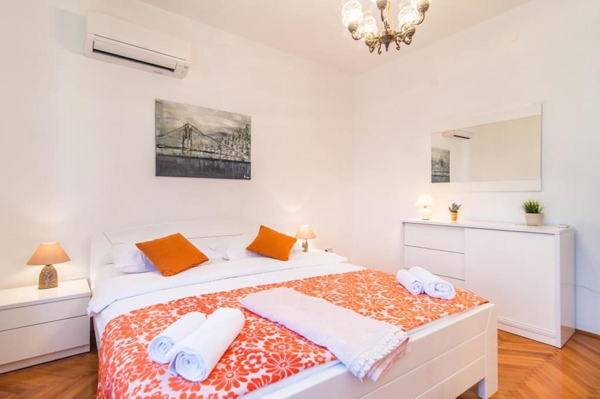 Villa Amalija - Apartment Amy เมดูลิน ภายนอก รูปภาพ